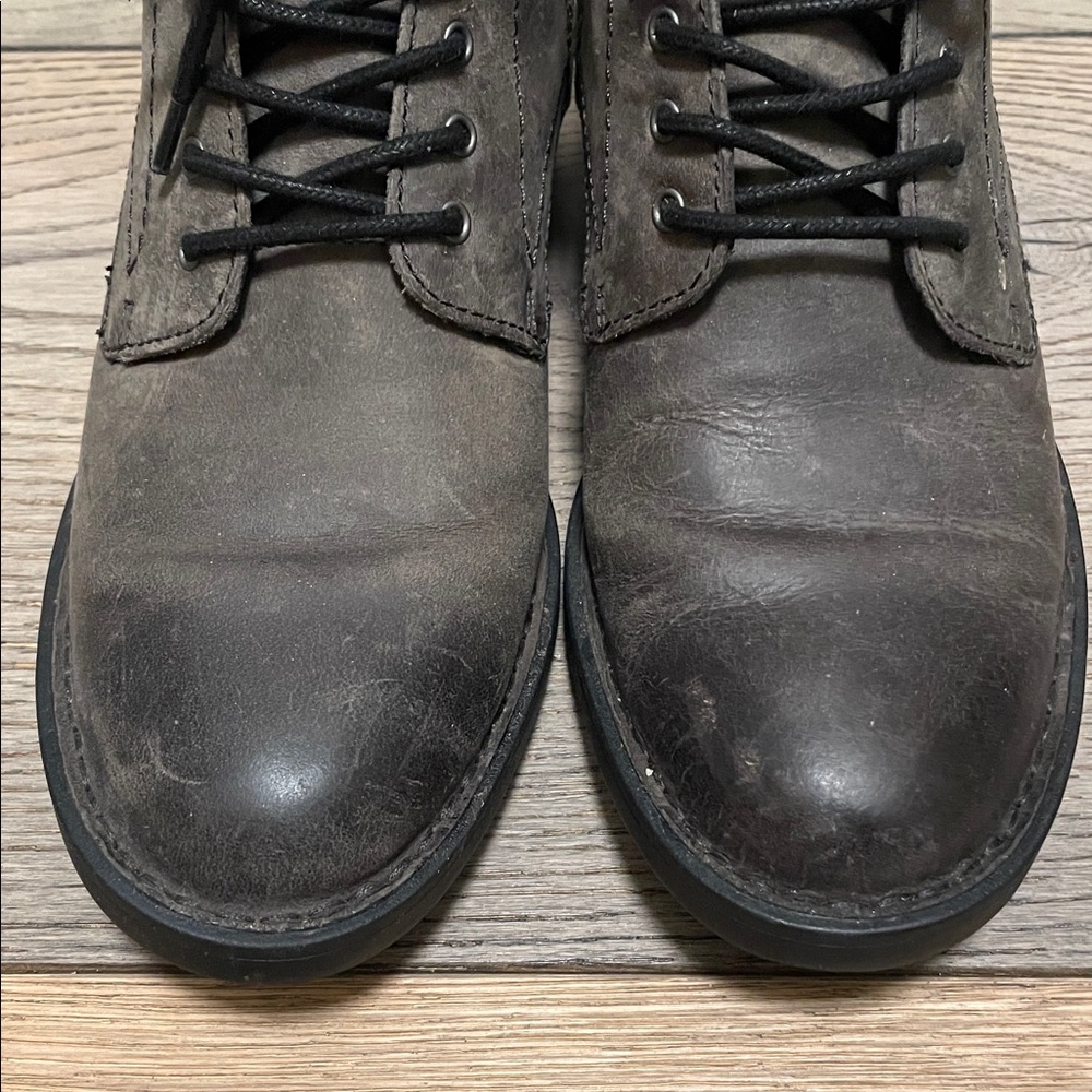Women’s size 7 Born rustic grey lace up boots - Picture 4 of 12